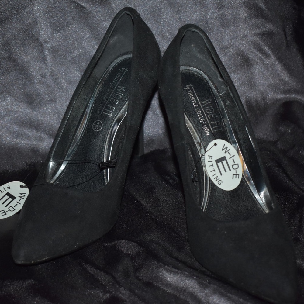 Slip on Black Heels